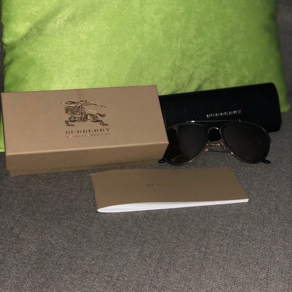 Brand new Authentic Burberry Sunglasses